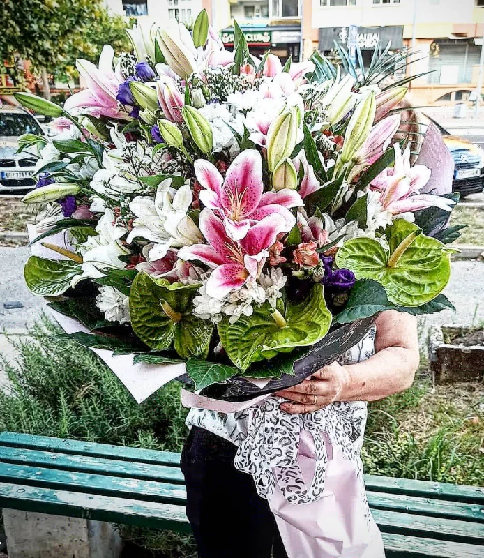 Pink Lily Bouquet
