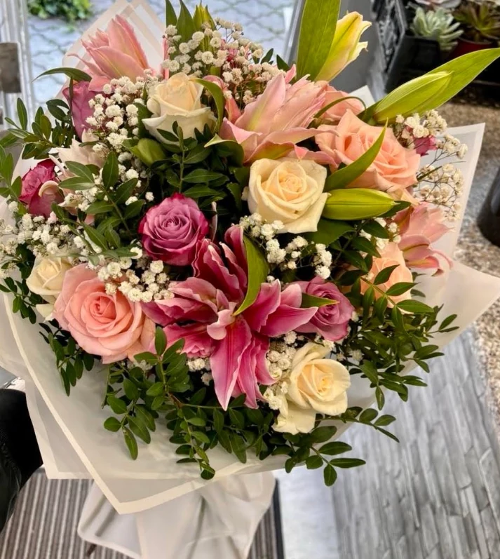 Pastel Rose & Lily Bouquet